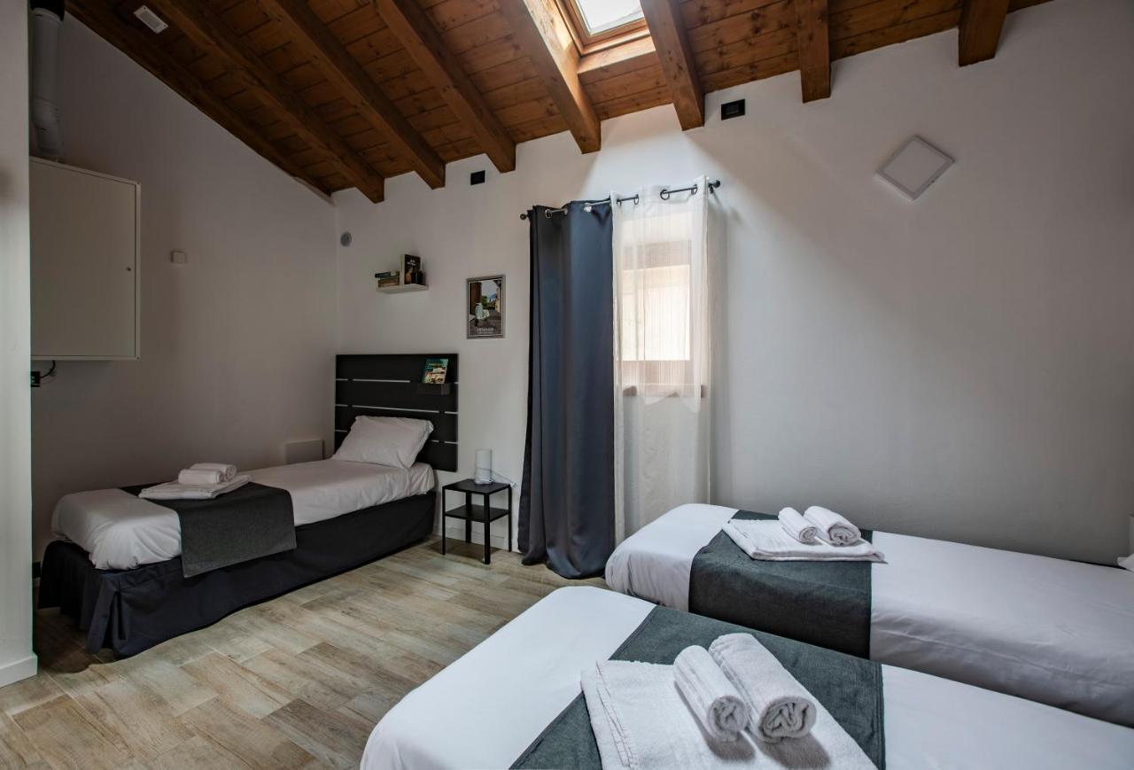 La Casa Del Sarto - Rooms And Apartments Lecco Bagian luar foto