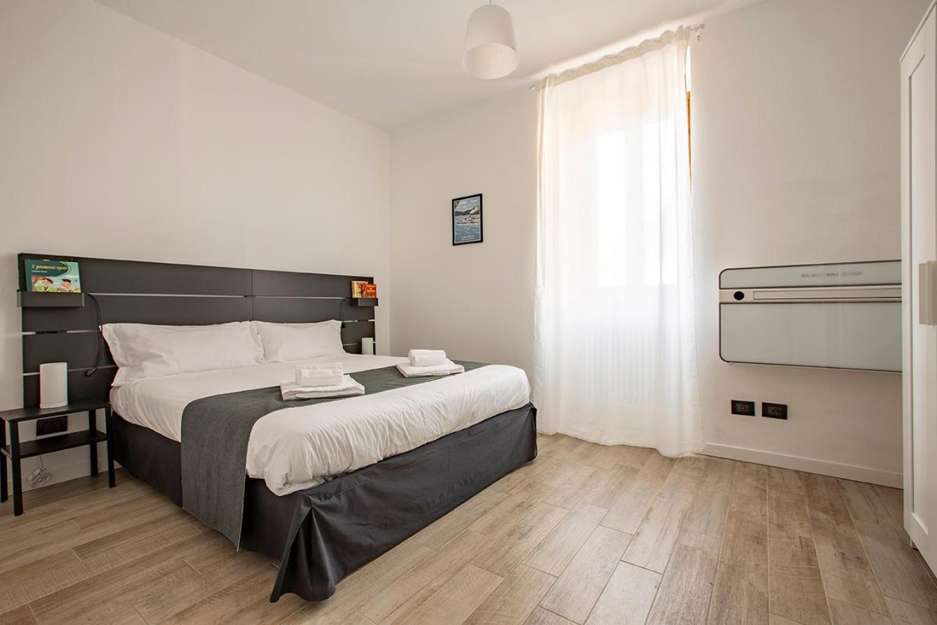 La Casa Del Sarto - Rooms And Apartments Lecco Bagian luar foto